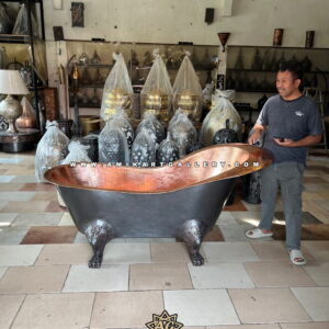 Bathube / Bak mandi Tembaga Kuningan